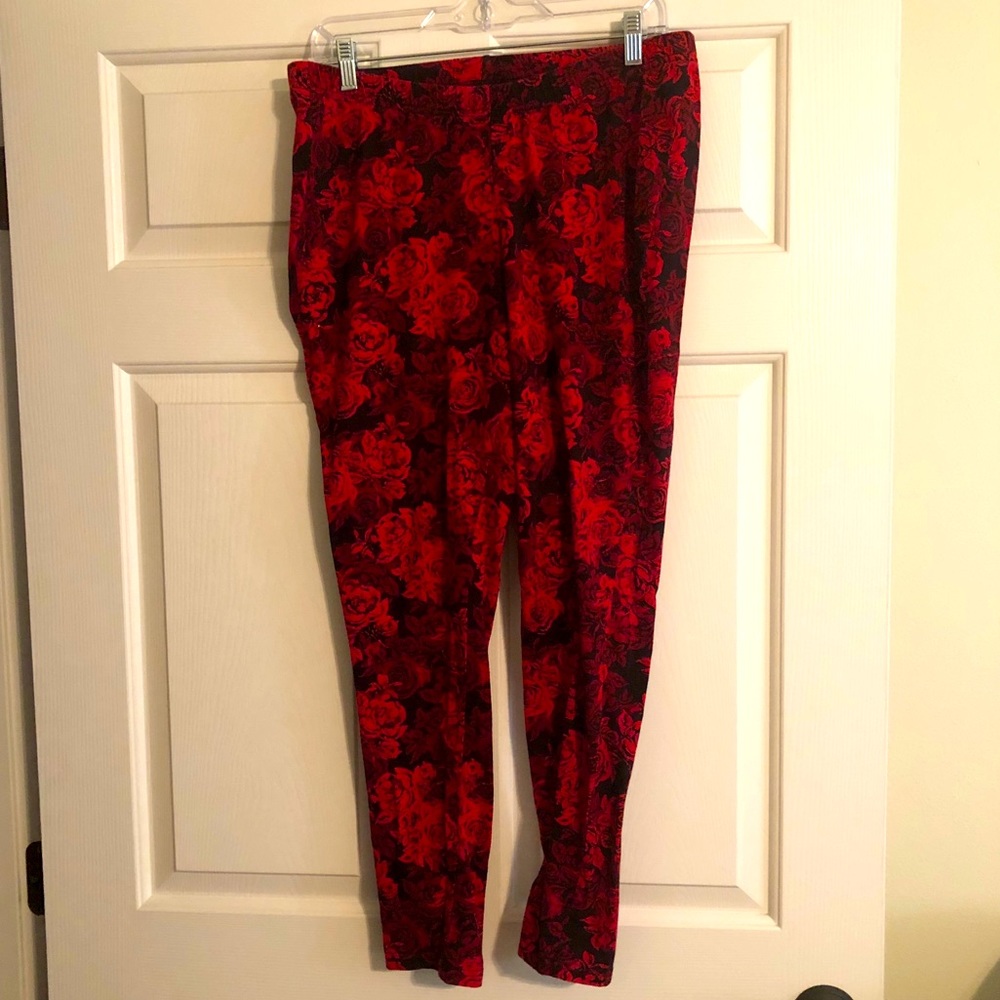 Torrid Rose Print Leggings